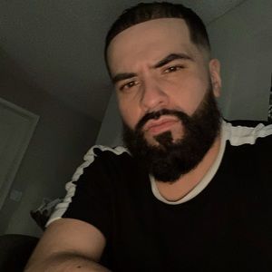 Meet your Posher, Adam